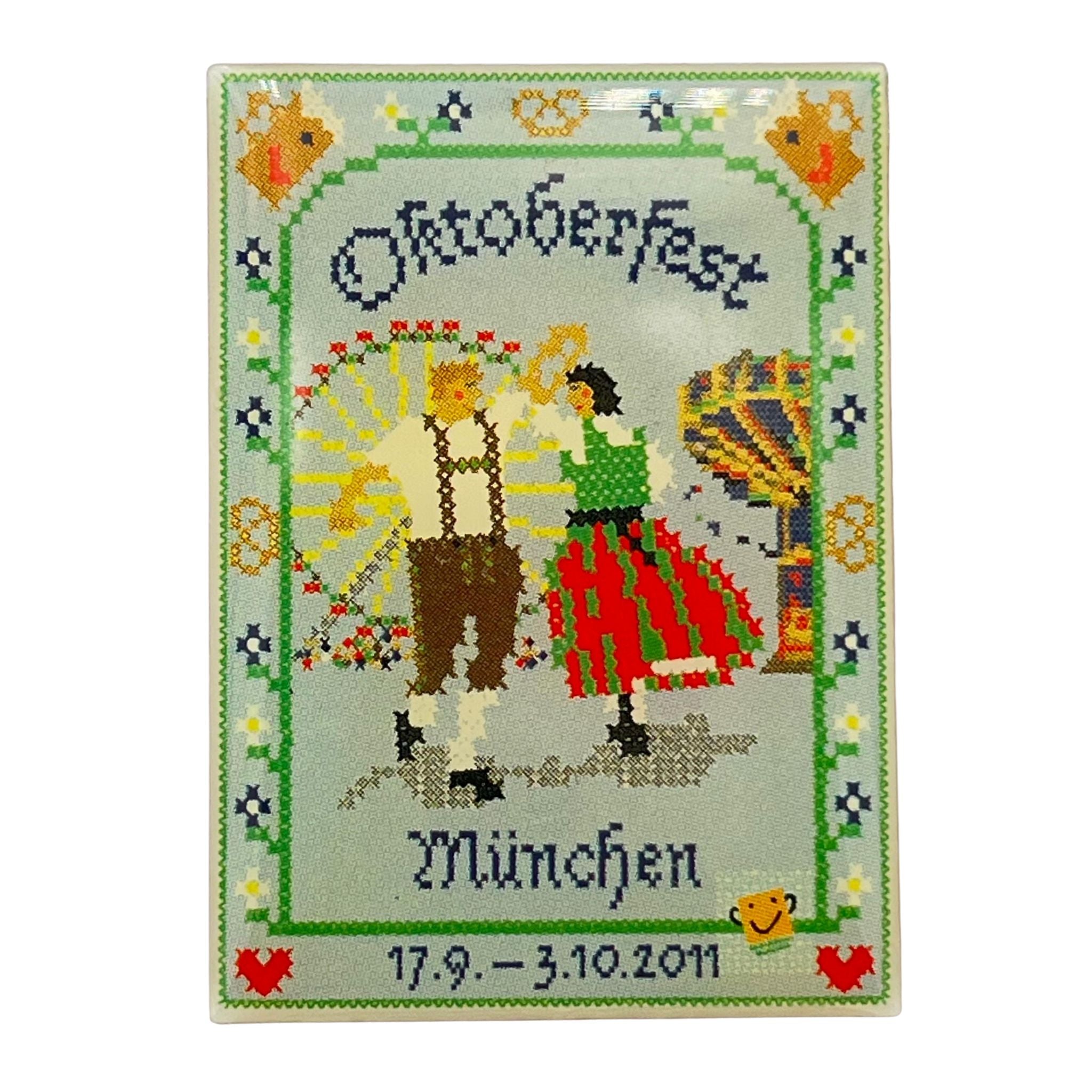 Pin Oktoberfest Logo 2011
